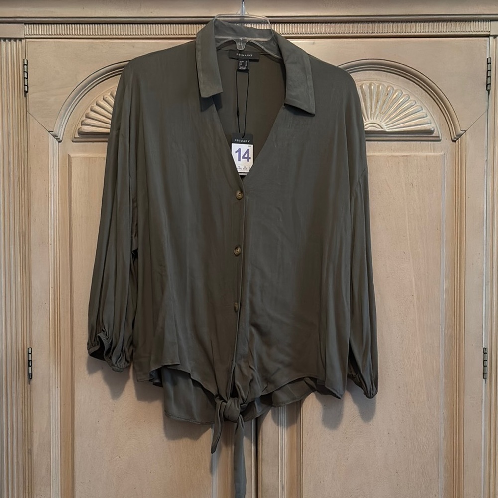 NWT Primark - Olive Green Button-Up Blouse